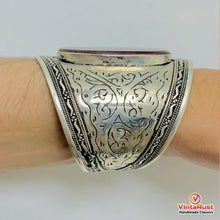 Load image into Gallery viewer, Handmade Adjustable Bracelet With Carnelian Stone
