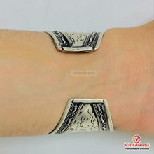 Load image into Gallery viewer, Handmade Adjustable Bracelet With Carnelian Stone
