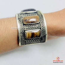 Load image into Gallery viewer, Handmade Boho Tribal Bracelet With Stones
