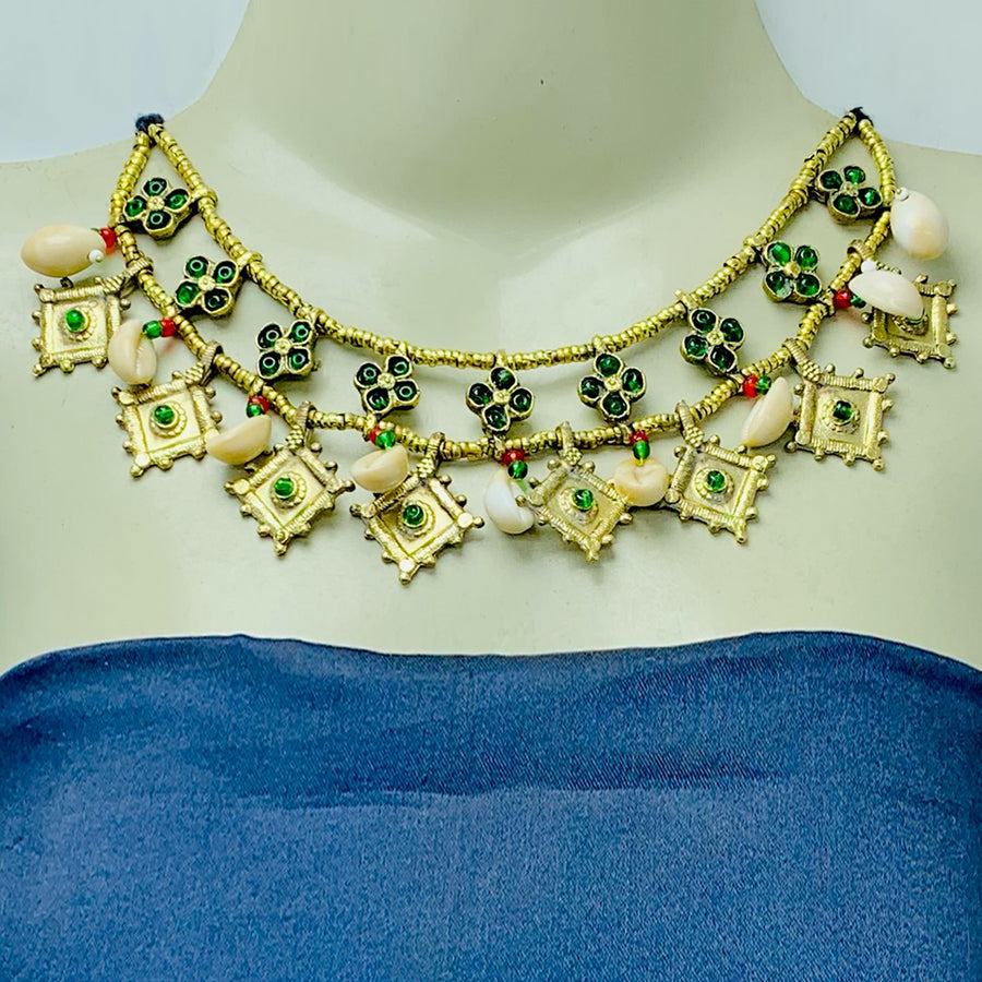 Handmade Choker Necklace With Glass Stones and Shells