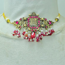 Load image into Gallery viewer, Handmade Jewelry Set With Pearls and Beads
