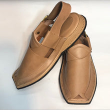 Load image into Gallery viewer, Handmade Pure Leather Matt Brown Kaptaan Chappal
