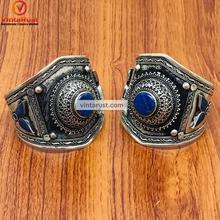 Load image into Gallery viewer, Nomadic Tribal Bracelet With Lapis Lazuli Stone
