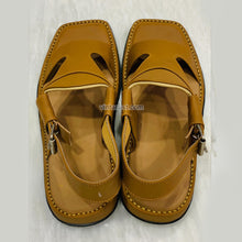 Load image into Gallery viewer, Handmade Penjedar Kohati Traditional Footwear
