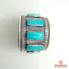 Load image into Gallery viewer, Handmade Tribal Ethnic Bracelet With Turquoise Stone
