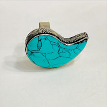 Load image into Gallery viewer, Handmade Unique Design Turquoise Stone Ring
