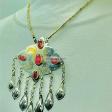 Load image into Gallery viewer, Vintage Turkmen Dangling Pendant Necklace
