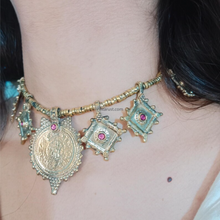 Load image into Gallery viewer, Vintage Coins Necklace With Jewelery Set
