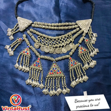 Load image into Gallery viewer, Multi Layers Beaded Choker Necklace With Dangling Pendants
