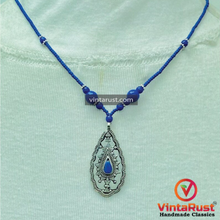 Load image into Gallery viewer, Vintage Lapis Lazuli Minimalist Pendant Necklace
