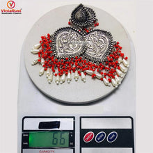 Load image into Gallery viewer, Vintage Oxidized Earrings With Red Beads
