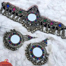 Load image into Gallery viewer, Tribal Vintage Headpiece Matha Patti and Earring Jewelry Set
