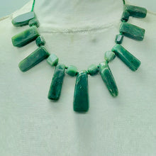 Load image into Gallery viewer, Jade Beaded Minimalist Bohemian Necklace
