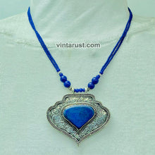 Load image into Gallery viewer, Lapis Lazuli Beaded Chain Pendant Necklace

