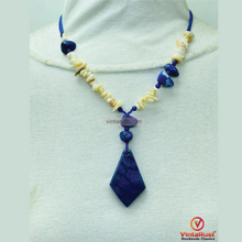 Load image into Gallery viewer, Lapis Lazuli Beaded Necklace With Pendant
