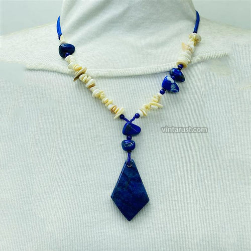 Lapis Lazuli Beaded Necklace With Pendant
