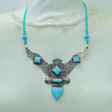 Load image into Gallery viewer, Nepalese Turquoise Green Handmade Necklace
