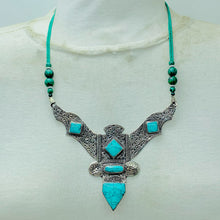 Load image into Gallery viewer, Nepalese Turquoise Green Handmade Necklace
