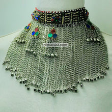 Load image into Gallery viewer, Nomadic Collar Choker Necklace With Dangling Bells
