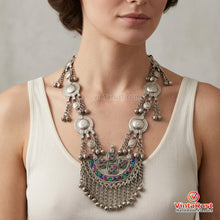 Load image into Gallery viewer, Nomadic Long Pendant Necklace With Bells
