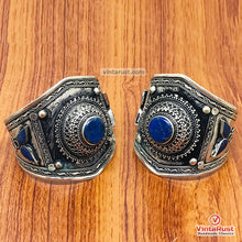Load image into Gallery viewer, Nomadic Tribal Bracelet With Lapis Lazuli Stone
