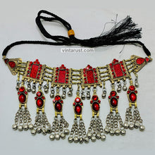 Load image into Gallery viewer, Nomadic Tribal Choker Necklace With Red Stones

