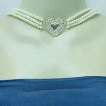 Load image into Gallery viewer, Pearls Beaded Chain Necklace With Earrings
