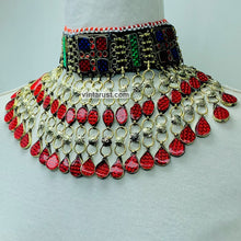 Load image into Gallery viewer, Red Glass Stones Vintage Collar Choker Necklace
