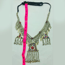 Load image into Gallery viewer, Silver Kuchi Bib Necklace With Dangling Pendant
