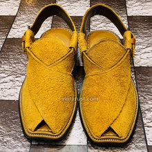 Load image into Gallery viewer, Textured Fabric Men&#39;s Peshawar Chappal
