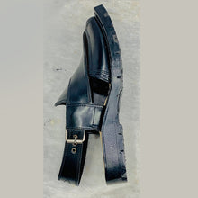 Load image into Gallery viewer, Traditional Handcrafted Black Leather Shoes
