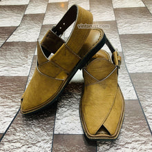 Load image into Gallery viewer, Traditional Men&#39;s Leather Peshawari Chappal
