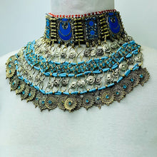 Load image into Gallery viewer, Tribal Choker Necklace With Turquoise Glass Stones
