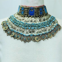 Load image into Gallery viewer, Tribal Choker Necklace With Turquoise Glass Stones
