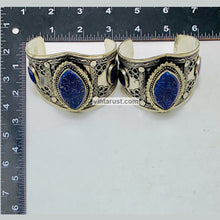 Load image into Gallery viewer, Tribal Handmade Bracelet With Lapis Lazuli Stone
