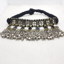 Load image into Gallery viewer, Turkmen Handmade Choker With Black and White Stones
