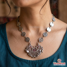 Load image into Gallery viewer, Vintage Beaded Coins Necklace With Dangling Pendant
