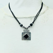 Load image into Gallery viewer, Vintage Black Stone Double Chain Beaded Necklace
