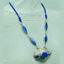 Load image into Gallery viewer, Vintage Blue Lapis Lazuli Stone Necklace
