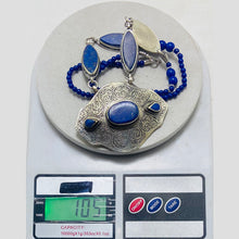 Load image into Gallery viewer, Vintage Blue Lapis Lazuli Stone Necklace
