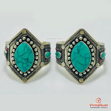 Load image into Gallery viewer, Vintage Boho Ethnic Kuchi Tribal Cuff Bracelet
