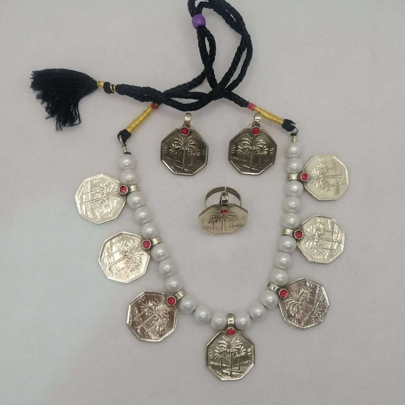 Vintage Coins and Pearls Beads Jewelry Set
