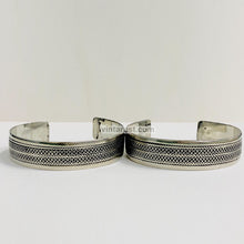 Load image into Gallery viewer, Vintage Handmade Boho Silver Slim Cuff Bracelet
