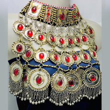 Load image into Gallery viewer, Vintage Layered Necklace With Red Glass Stones
