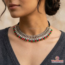 Load image into Gallery viewer, Vintage Metal Spikes Choker Necklace With Beads
