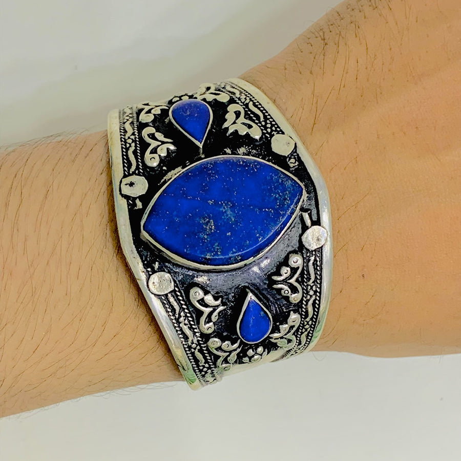 Vintage Mid Century Natural Lapis Lazuli Bracelet