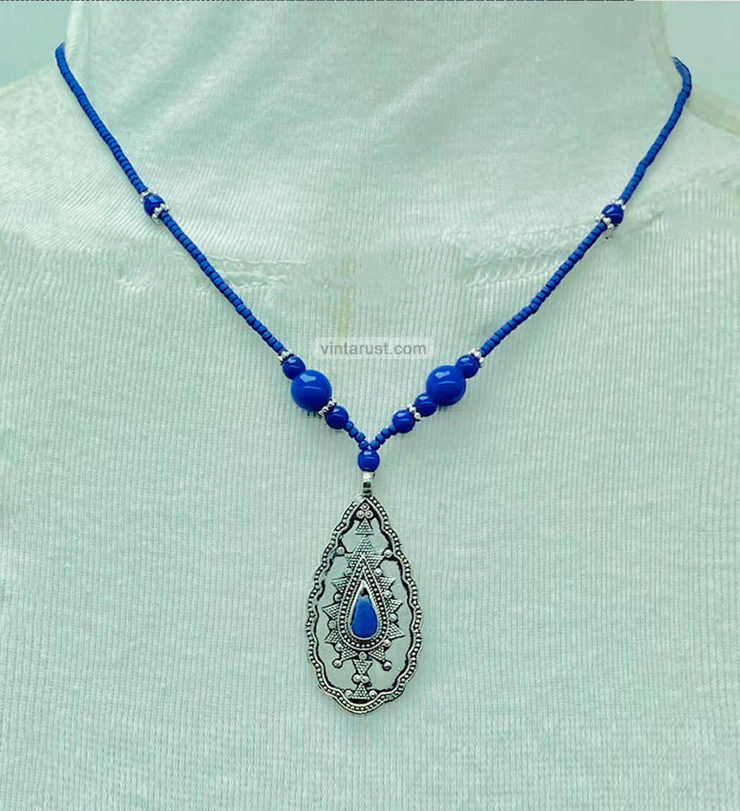 Vintage Lapis Lazuli Minimalist Pendant Necklace