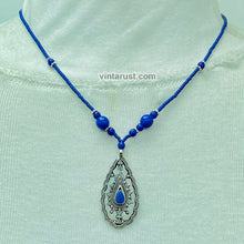 Load image into Gallery viewer, Vintage Lapis Lazuli Minimalist Pendant Necklace
