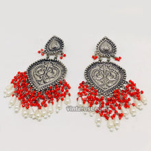 Load image into Gallery viewer, Vintage Oxidized Earrings With Red Beads
