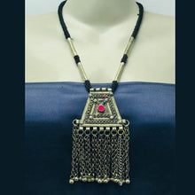 Load image into Gallery viewer, Vintage Pendant Middle Eastern Silver Necklace
